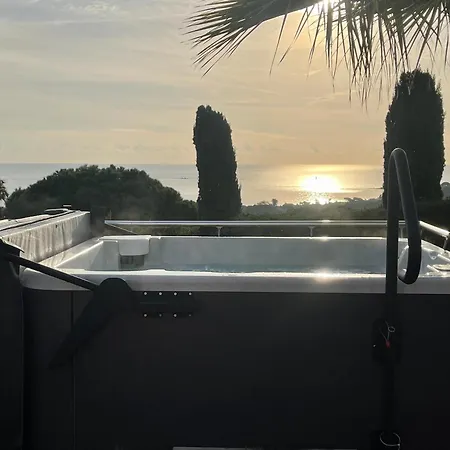 Vila Riviera, Sea View, Pool, Jacuzzi, Sauna, Walk To The *